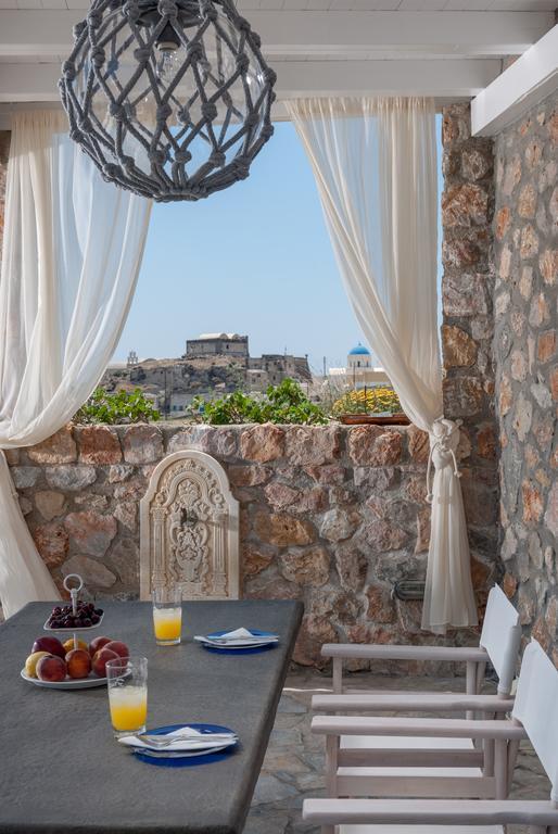 Red Cliff Villa 2Bedroom Villa With Caldera View And Plunge Pool Akrotiri  Room photo