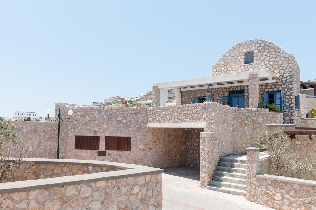 Red Cliff Villa 2Bedroom Villa With Caldera View And Plunge Pool Akrotiri  Room photo