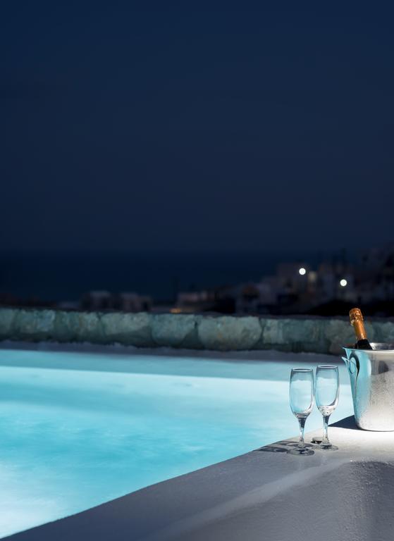 Red Cliff Villa 2Bedroom Villa With Caldera View And Plunge Pool Akrotiri  Exterior photo